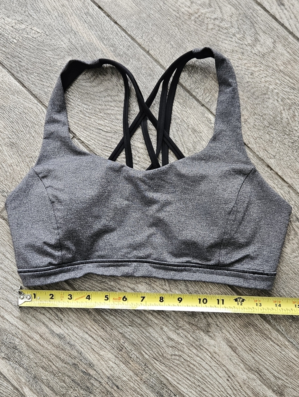 Lululemon Feel To Be Free Serene Bra Gray And Black Size 10 - Picture 3 of 9